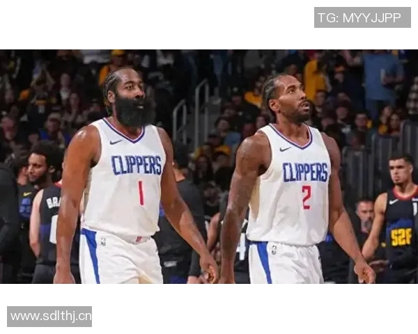 NBA赛季助攻榜与防守效率深度分析:球员表现与团队协作关系探讨 NBA赛季助攻榜与防守效率深度分析:球员表现与团队协作关系探讨