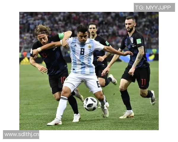 昔日恩怨再现!梅西与老队友狭路相逢 昔日恩怨再现!梅西与老队友狭路相逢